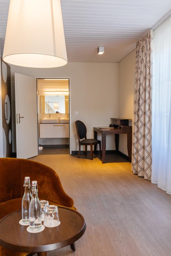Hotel Taverna Tafers Bagian luar foto